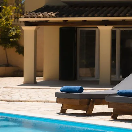 Elite Villas, Corfu Willa Áno Korakiána